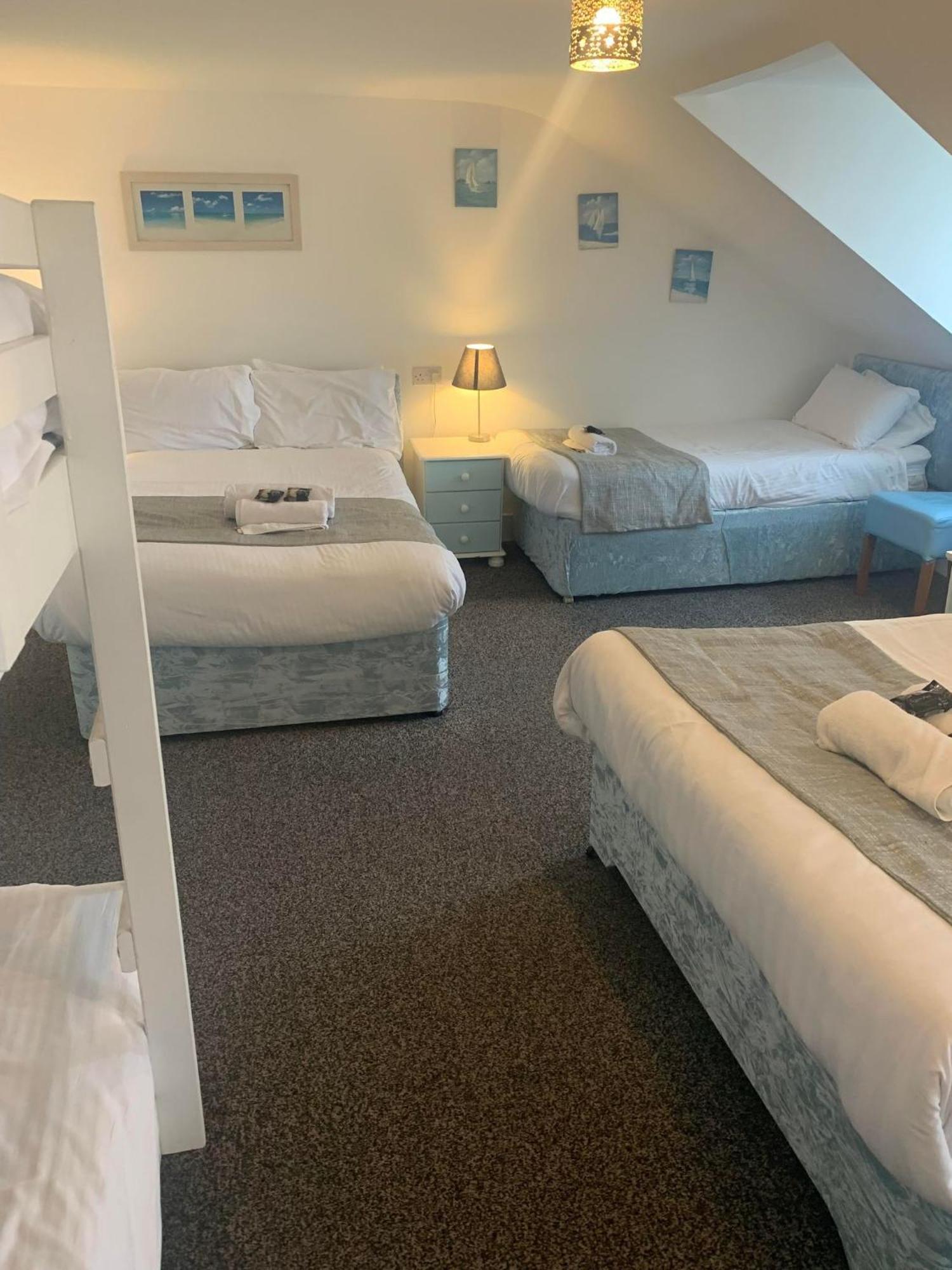 Hotel The Jubilee West- With Facilities