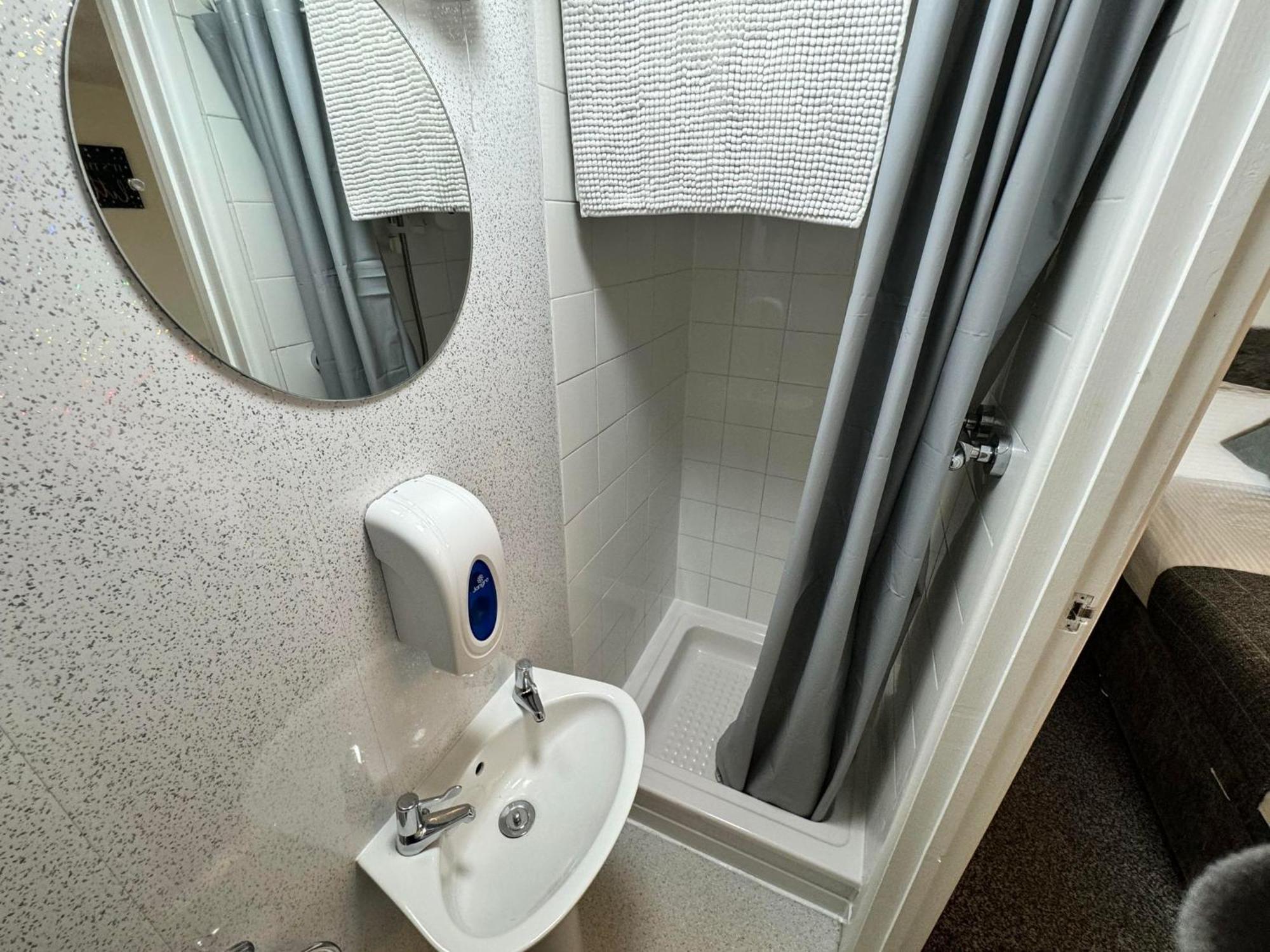 The Jubilee West- With Facilities Weymouth
