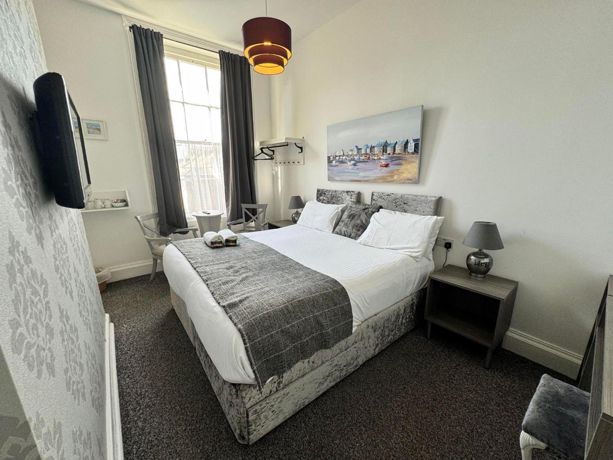 The Jubilee West- With Facilities 3* Weymouth