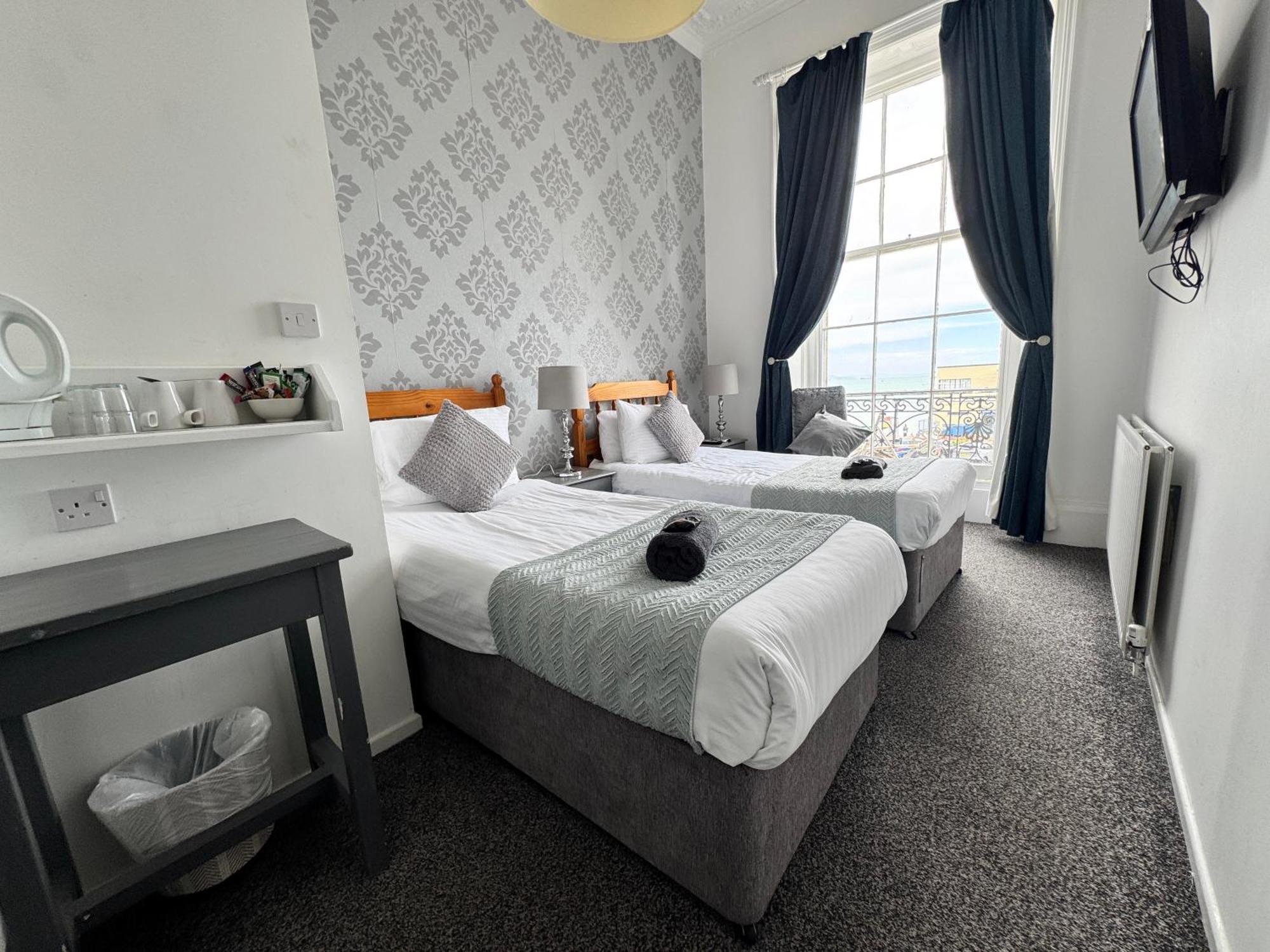 Hotel The Jubilee West- With Facilities 3*