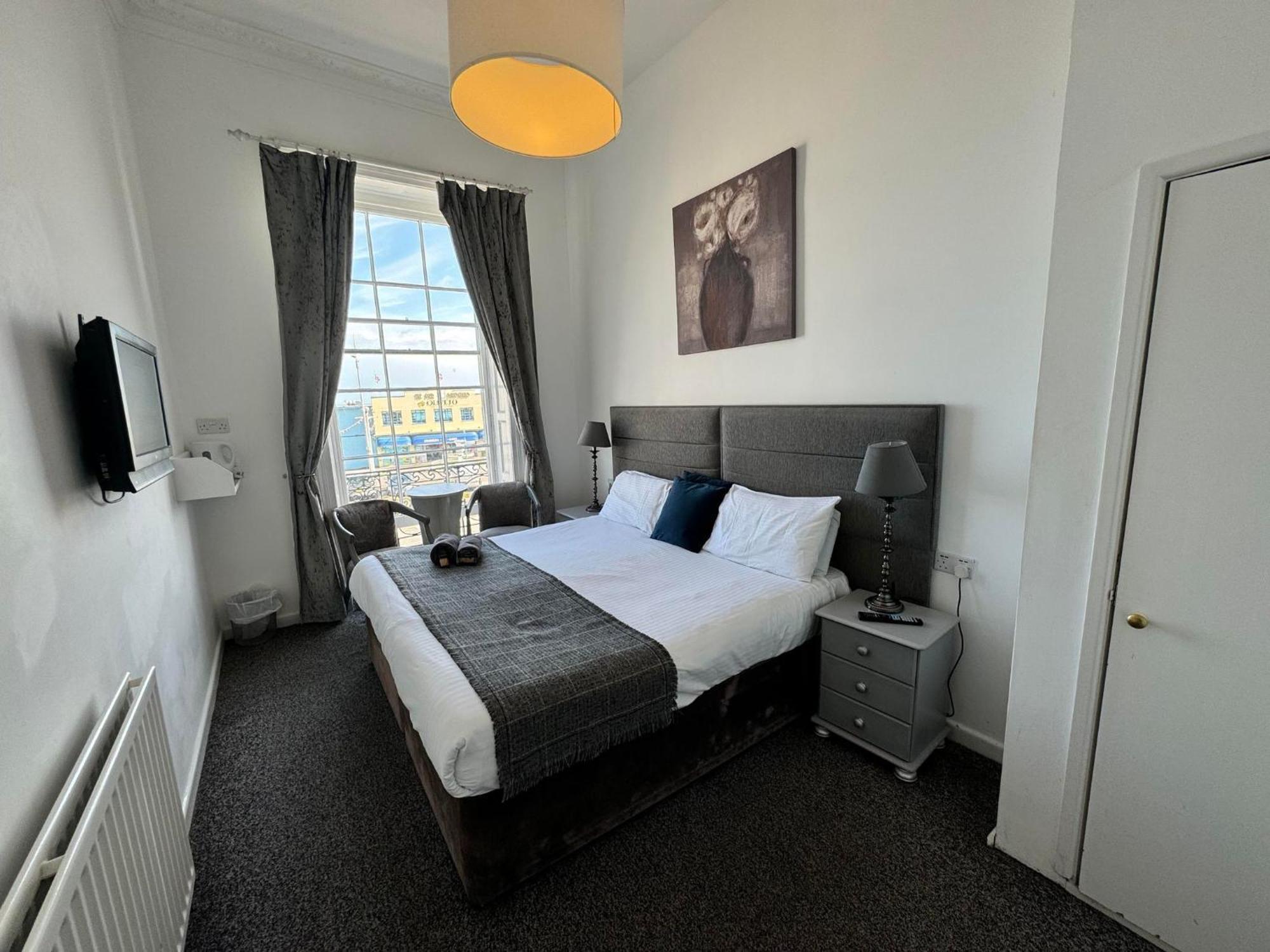 The Jubilee West- With Facilities 3*